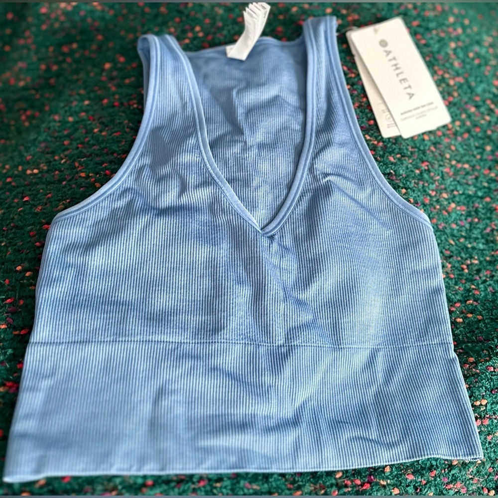 RARE ATHLETA NWT Aura Crop Rob Tank in Skylark Blue—S